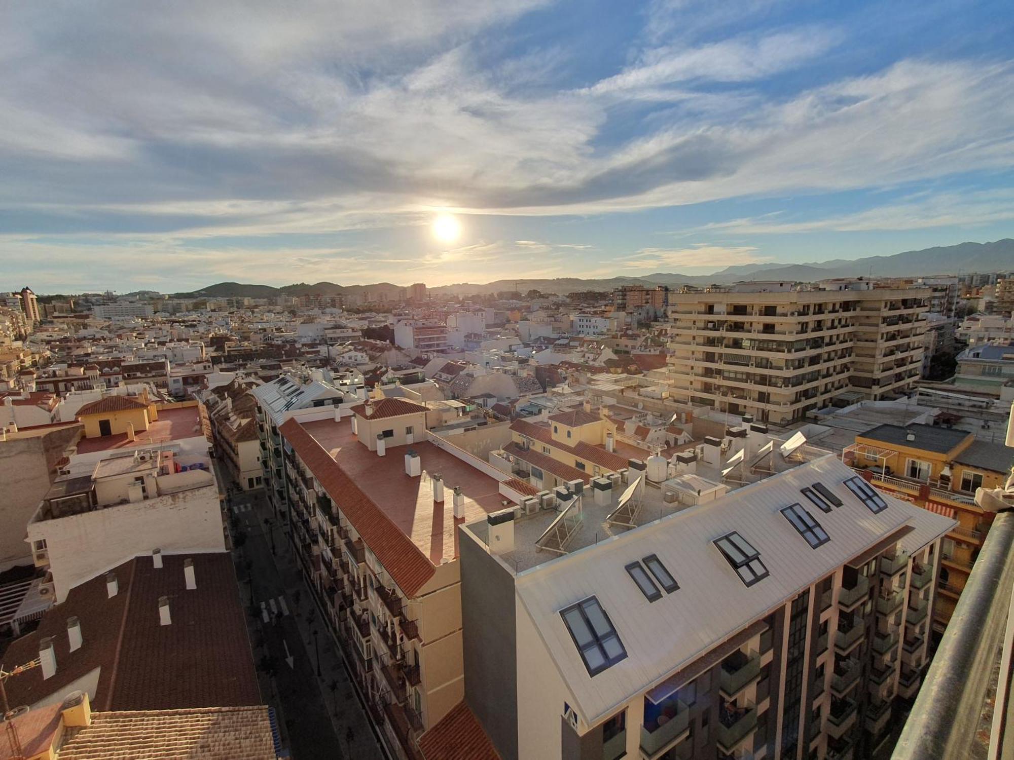 Апартаменты Apartamento Entre El Mar Y Las Vistas Фуэнхирола Экстерьер фото